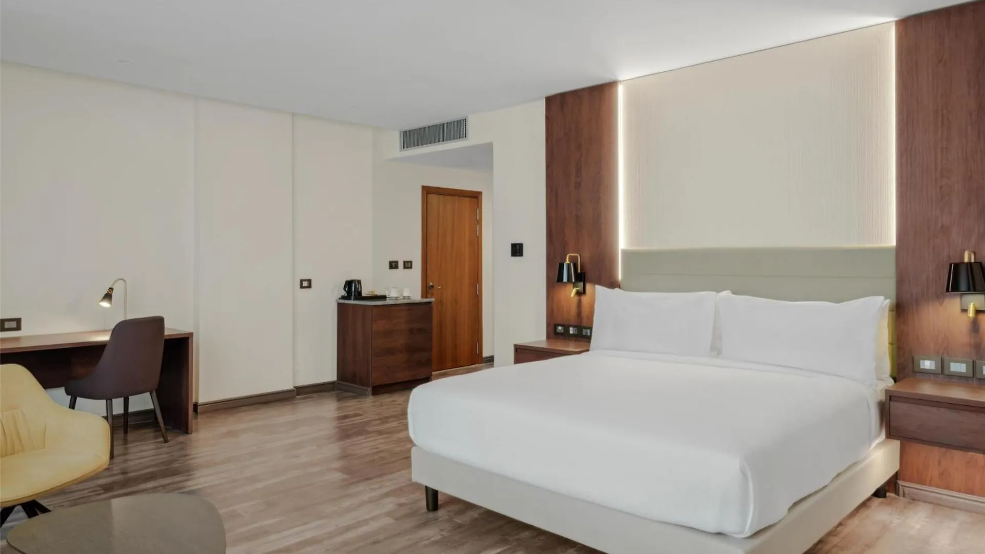 فندق Doubletree By Hilton Addis Ababa Airport 4*,  إثيوبيا