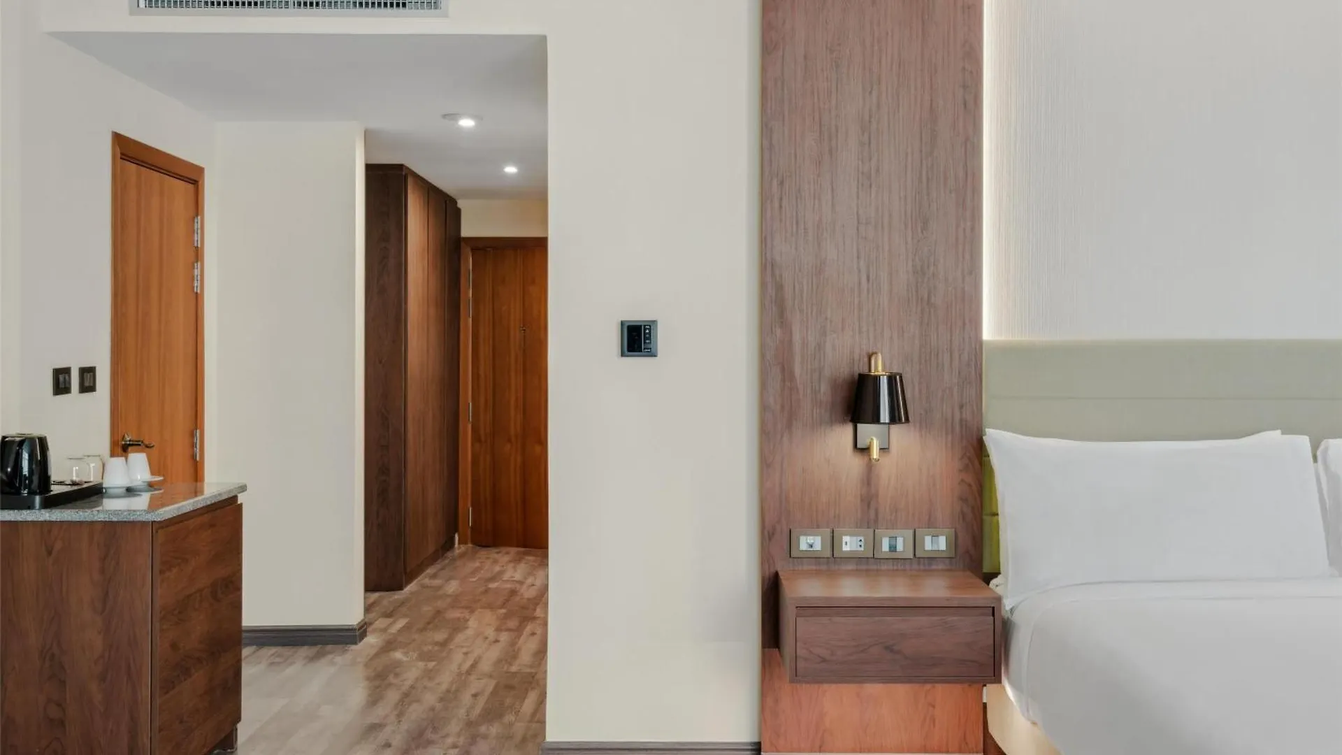 ****  فندق Doubletree By Hilton Addis Ababa Airport إثيوبيا