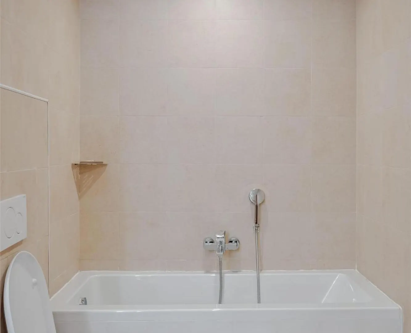 فندق Doubletree By Hilton Addis Ababa Airport