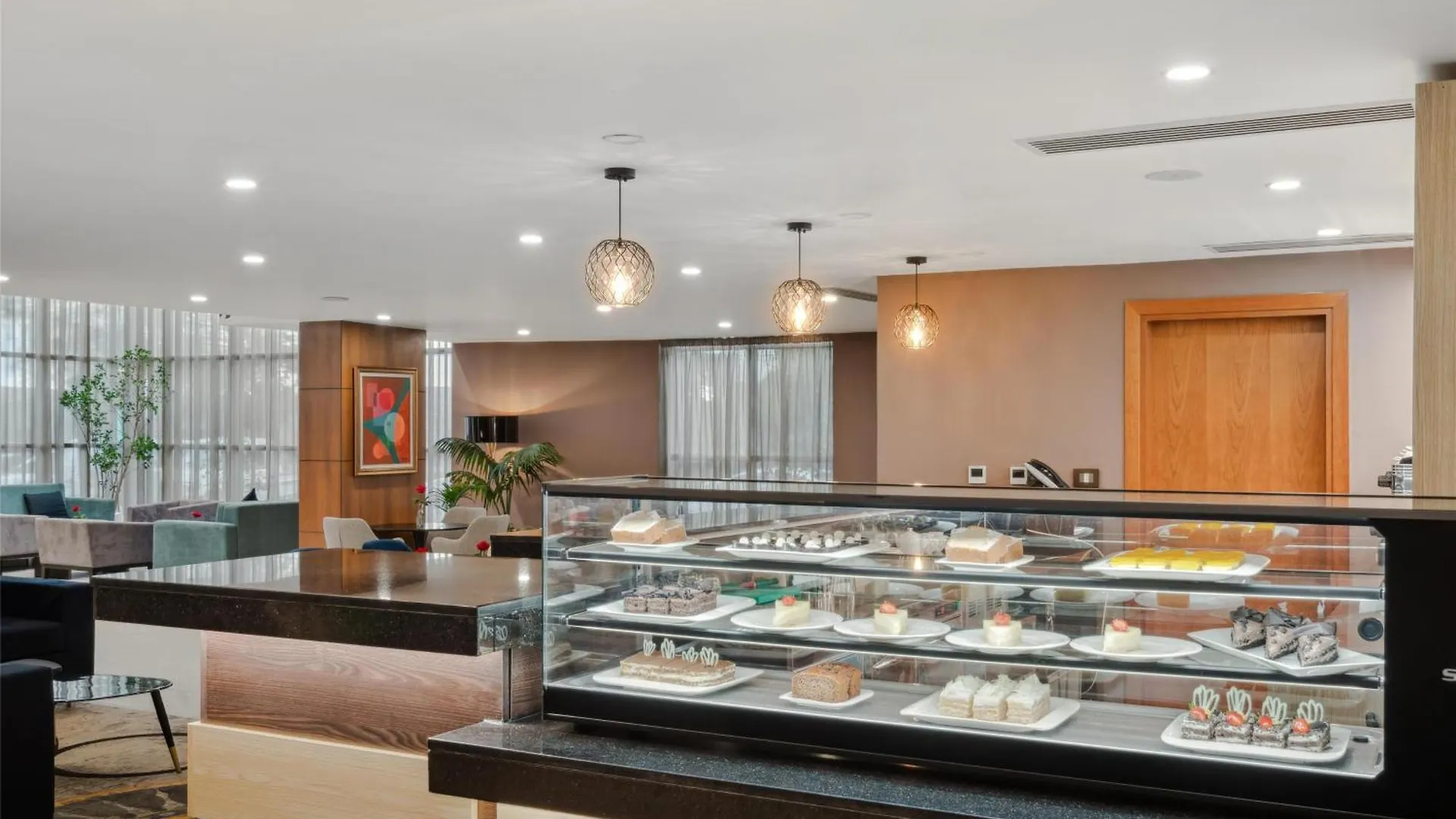 فندق Doubletree By Hilton Addis Ababa Airport